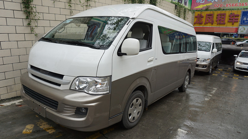 金龍商務車
