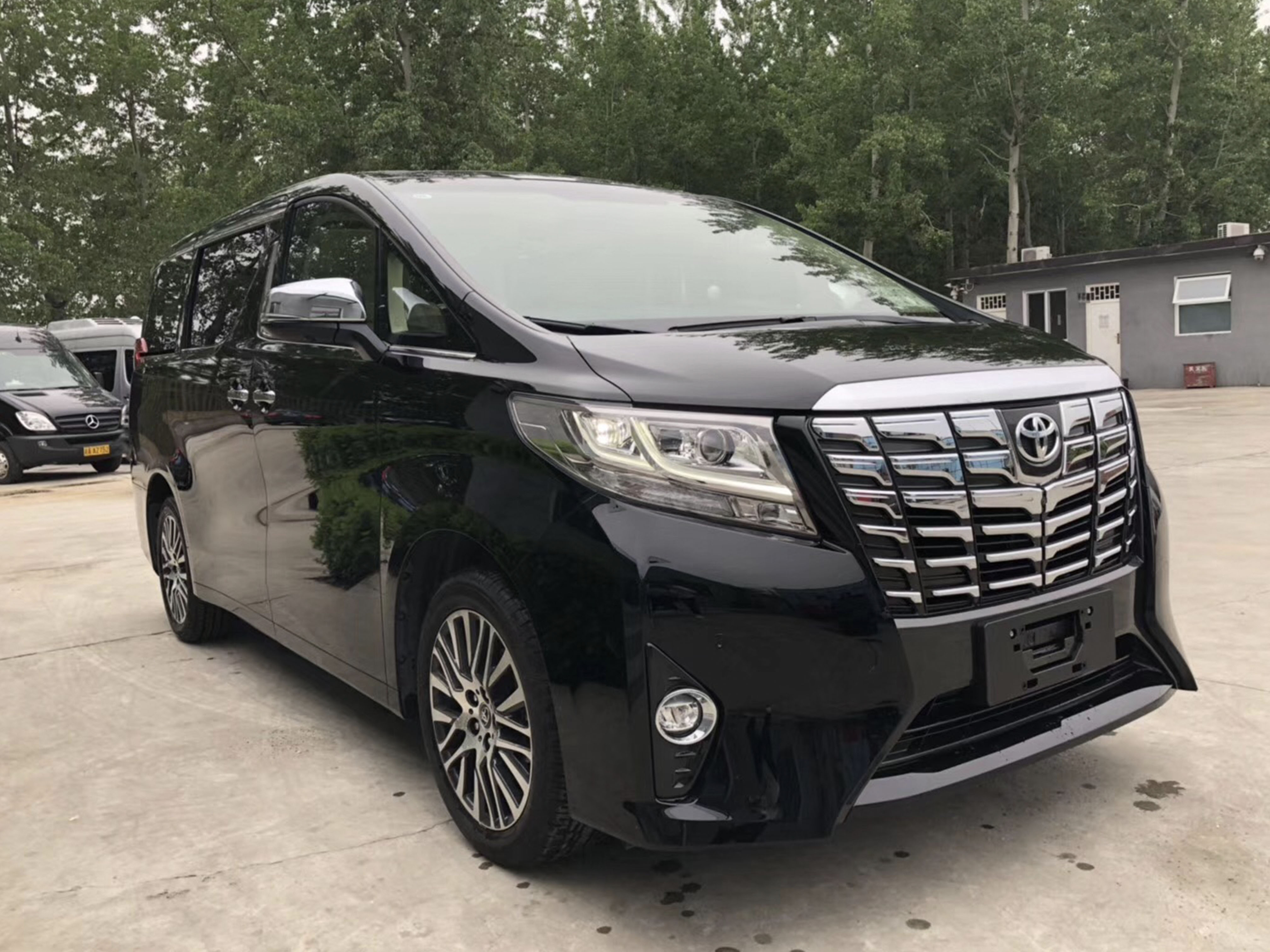 廣州租豐田阿爾法商務車價格